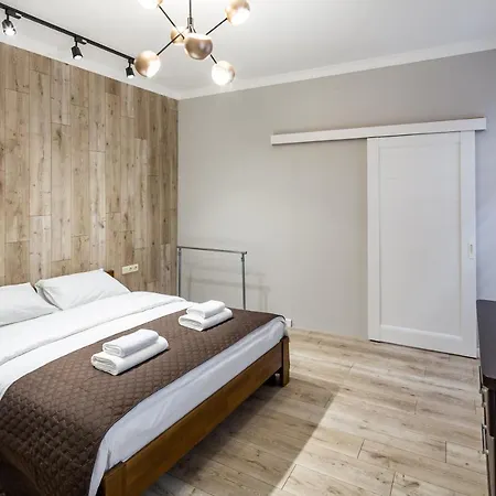 Rynok Square 리비프