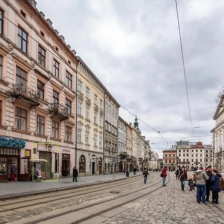 Rynok Square *